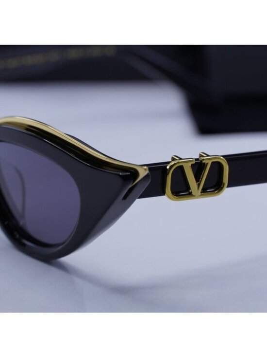 Valentino V-GOLDCUT-II VLS-114A Cat Eye Sunglasses - Black\\Grey main image 10